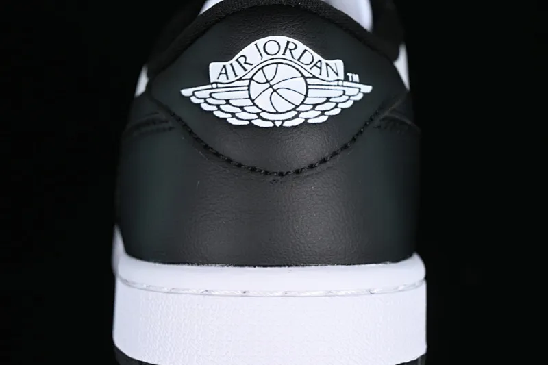 All categories Air Jordan Jordan series basketball shoes Air Jordan 1 Low Z version Air Jordan 1 Low AJ1 Joe 1 black and white panda low-top cultural casual sneakers CZ0790-110